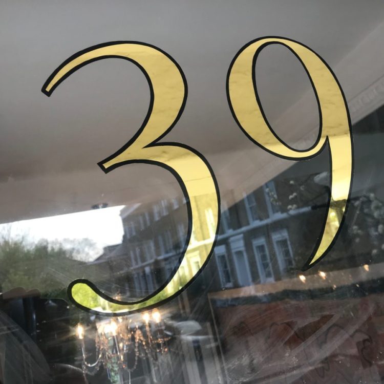 NGS Painted House numbers names Traditional sign writers of London NGS Dulwich Margate Chelsea signwriters