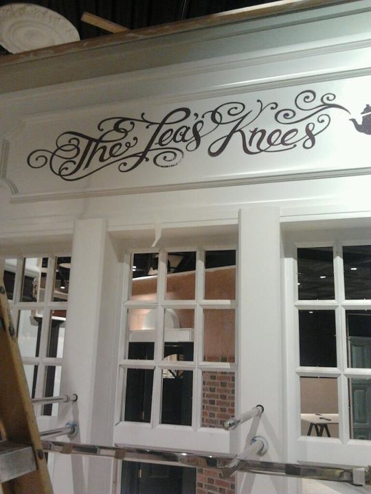 Ted Baker Traditional signwriter gilder Nick Garrett London.jpg