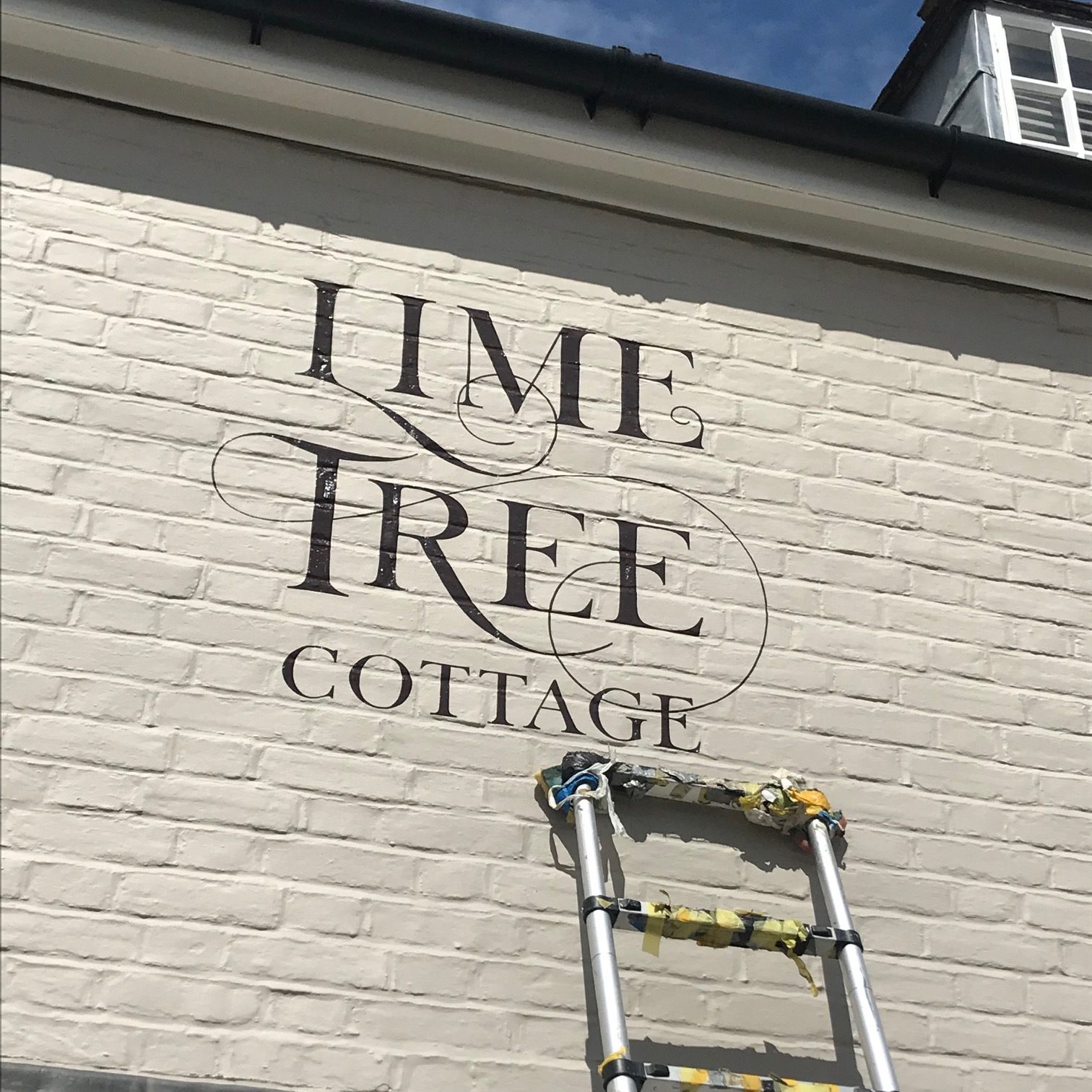 NGS Painted House numbers names Traditional sign writers of London NGS Dulwich Margate Chelsea signwriters