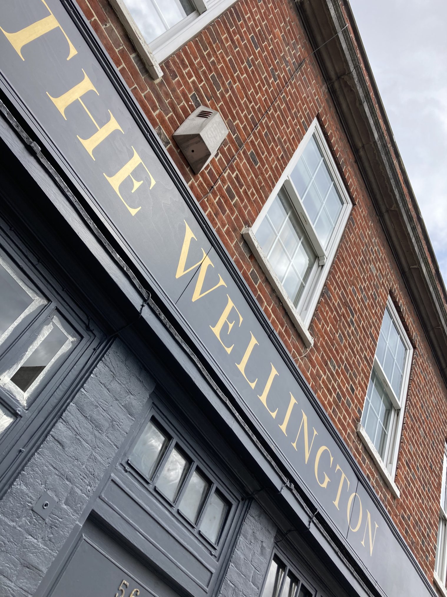 NGS Painted House numbers names Traditional sign writers of London NGS Dulwich Margate Chelsea signwriters