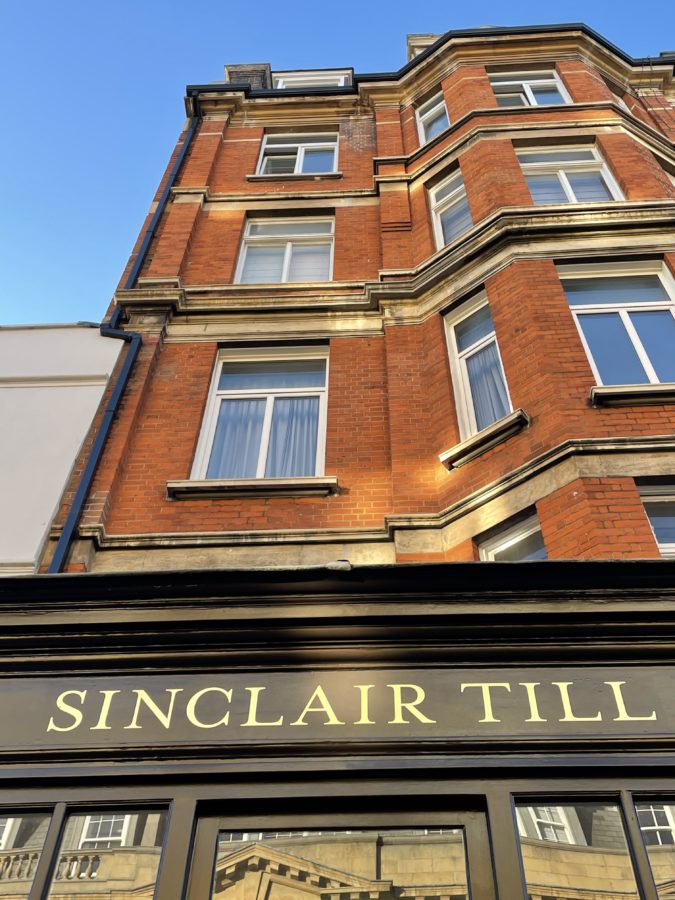 Seraina signwriting Gold Victorian Shop Lettering, Sinclair Till shops, Chelsea Kensington. Seraina gilding Traditional London letters, Seraina sign writer of Shops Cafes, Bars, Offices.