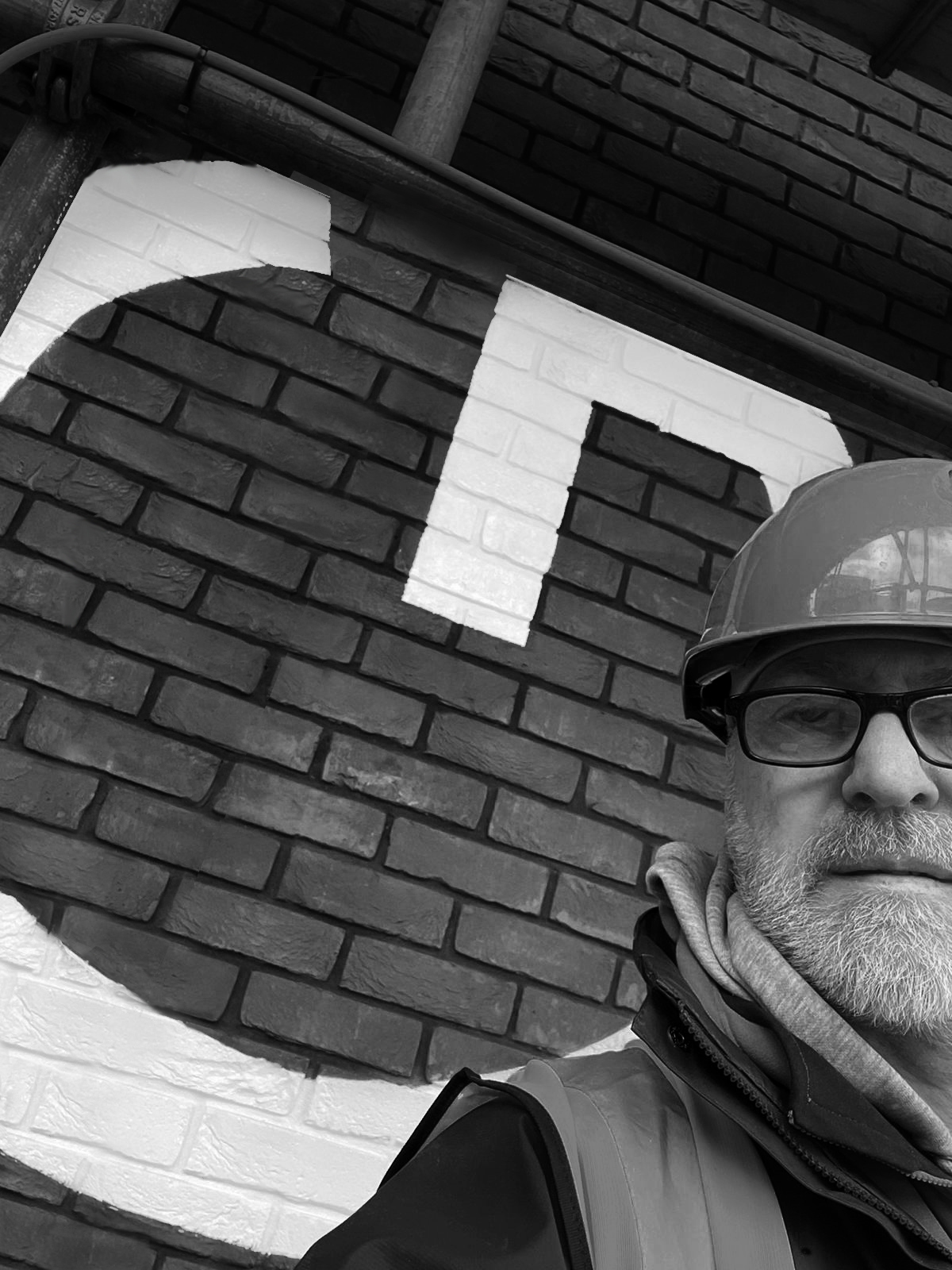 Supergraphics XL Signs Hign Level MEWP SCAFF, Murals. NGS London Large format signwriting specialists, Large wall painted signs Supergraphics XL Signs Murals. NGS London Large format signwriting specialists