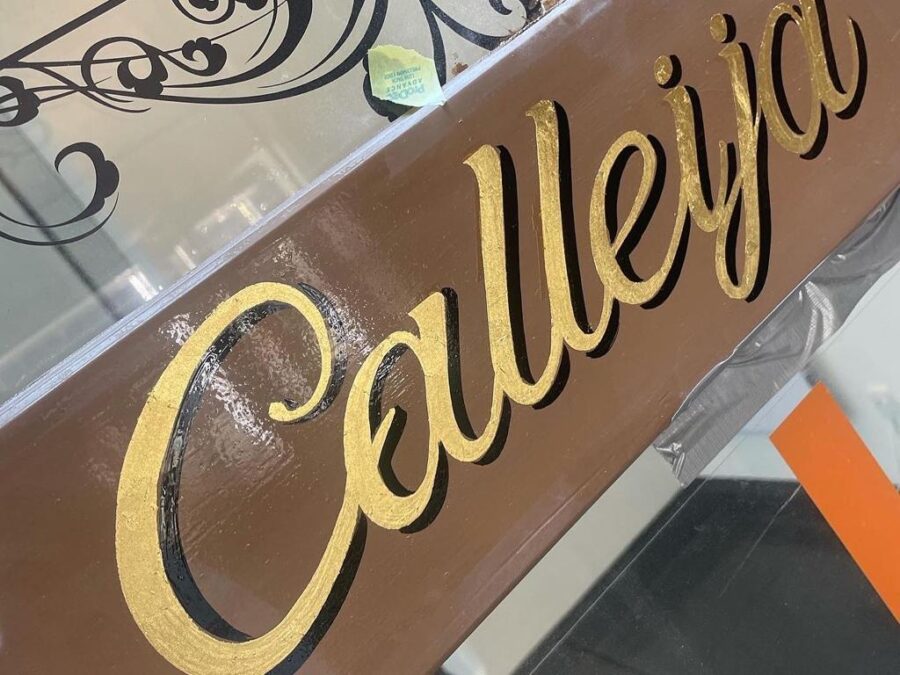 NGS gilded Calleija sign, How to order a Sign, Piccadilly. NGS Painted House numbers names Traditional sign writers of London NGS Dulwich Margate, 51.49456765499576, -0.17415278042634838, Chelsea, Fulham road Signwriter, 51.513286138657314, -0.13605138048658413 painted shop signs Soho 51.52381789141246, -0.0772289866369295, Notting hill, Shoreditch signs, City of London, Hatton Garden, Canary Wharf, Clapham, Seraina, Nick Garrett signage, Wayfinding signs, hand painted Balfron Towers, Chelsea signwriters, Poplar, St. James's lettering artists, NGS Painted gold House ,numbers names Traditional sign writers of London NGS, Dulwich Margate, Chelsea, signwriters, NGS Painted gold House numbers names, Traditional sign writers of London NGS, Dulwich, Margate, Chelsea, signwriters, NGS Painted House numbers names Traditional sign writers of London NGS Dulwich Margate, 51.49456765499576, -0.17415278042634838, Chelsea, Fulham road Signwriter, 51.513286138657314, -0.13605138048658413 painted shop signs Soho 51.52381789141246, -0.0772289866369295, Notting hill, Shoreditch signs, Chelsea signwriters