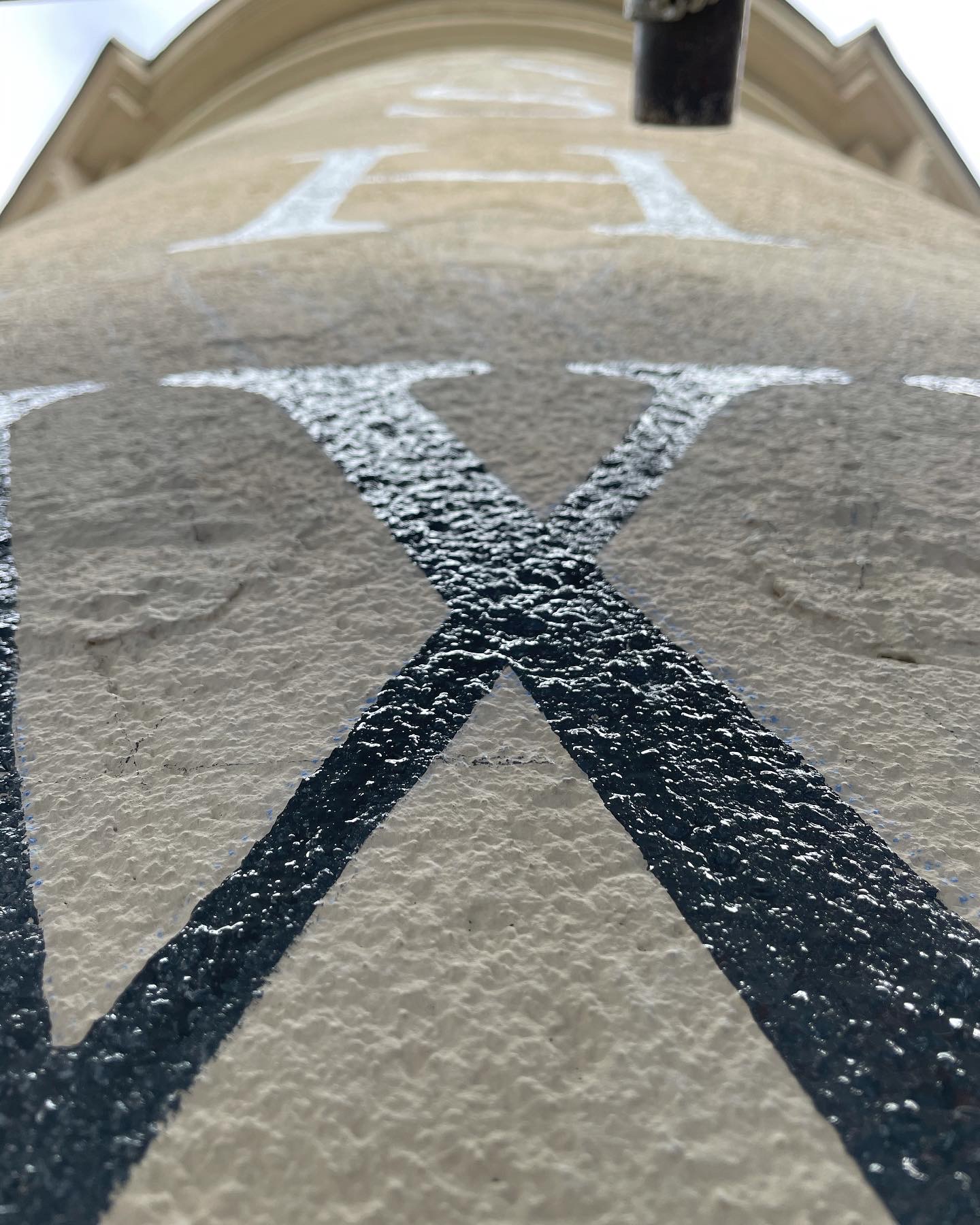 Stencilled letters murals architectural, Renowned for Fine Signwriting, Transom House Numbers gilding. Traditional Numerals for all London inc Dulwich, Clapham, Chelsea. Crystal Palace, 51.41204871344451, -0.09139270843548579, 51.49456765499576, 51.42829336756655, -0.08495540681783083, -0.17415278042634838 Chelsea, Fulham road, Kings Road, Walton Street, interior walls Nick Garrett sign writer London, NGS Painted House numbers names Traditional sign writers of London NGS Dulwich Margate, 51.49456765499576, -0.17415278042634838, Chelsea, Fulham road Signwriter, 51.513286138657314, -0.13605138048658413 painted shop signs Soho 51.52381789141246, -0.0772289866369295, Notting hill, Shoreditch signs, City of London, Hatton Garden, Canary Wharf, Clapham, Seraina, Nick Garrett signage, Wayfinding signs hand painted Balfron T 00b1, Chelsea signwriters, Poplar,