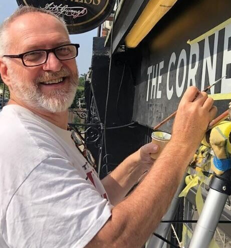 51.49456765499576, -0.17415278042634838, Chelsea, Fulham road Signwriter, 51.513286138657314, -0.13605138048658413 painted shop signs Soho 51.52381789141246, -0.0772289866369295, Notting hill, Shoreditch signs, City of London, Seraina, Nick Garrett signage,