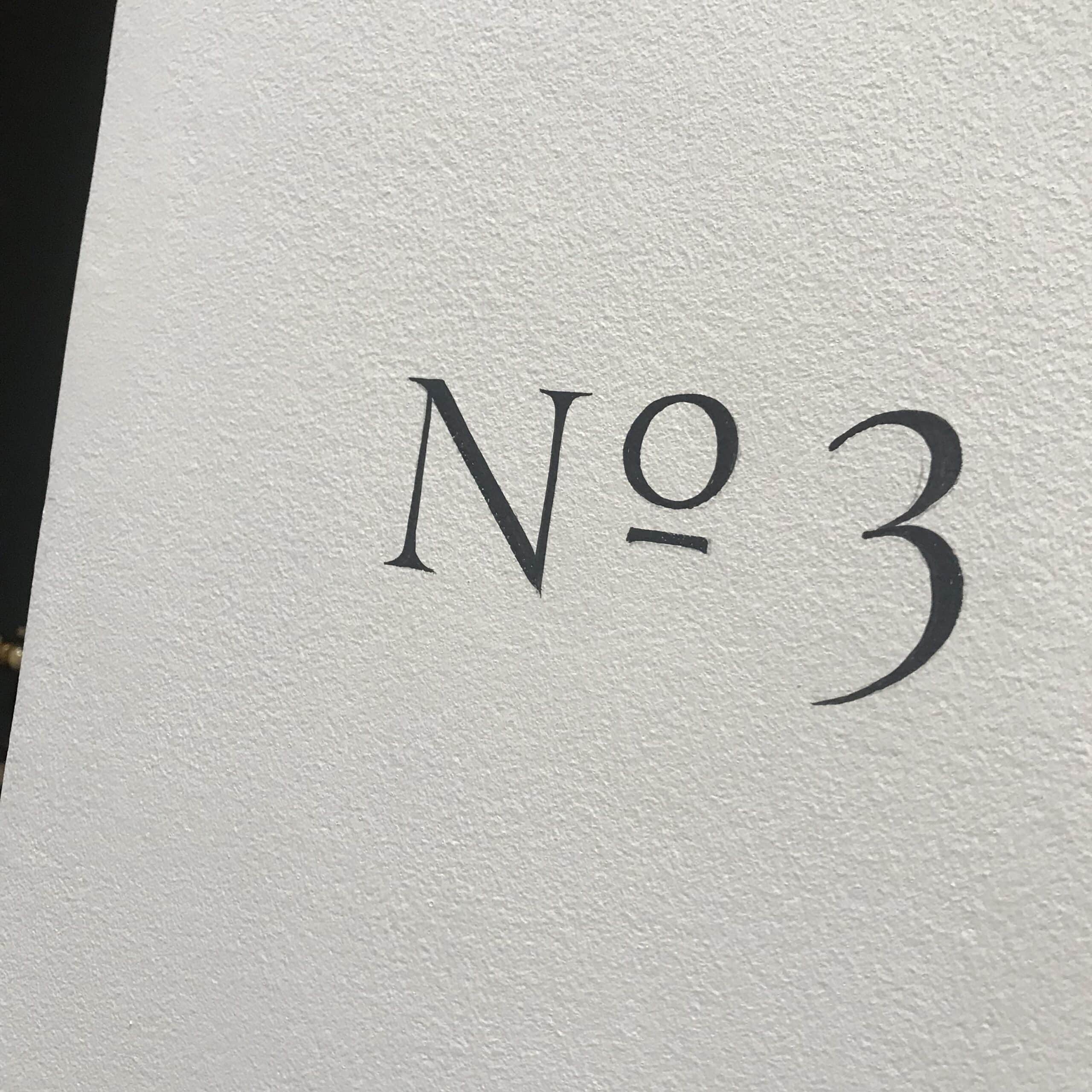 hous numbers painted in london