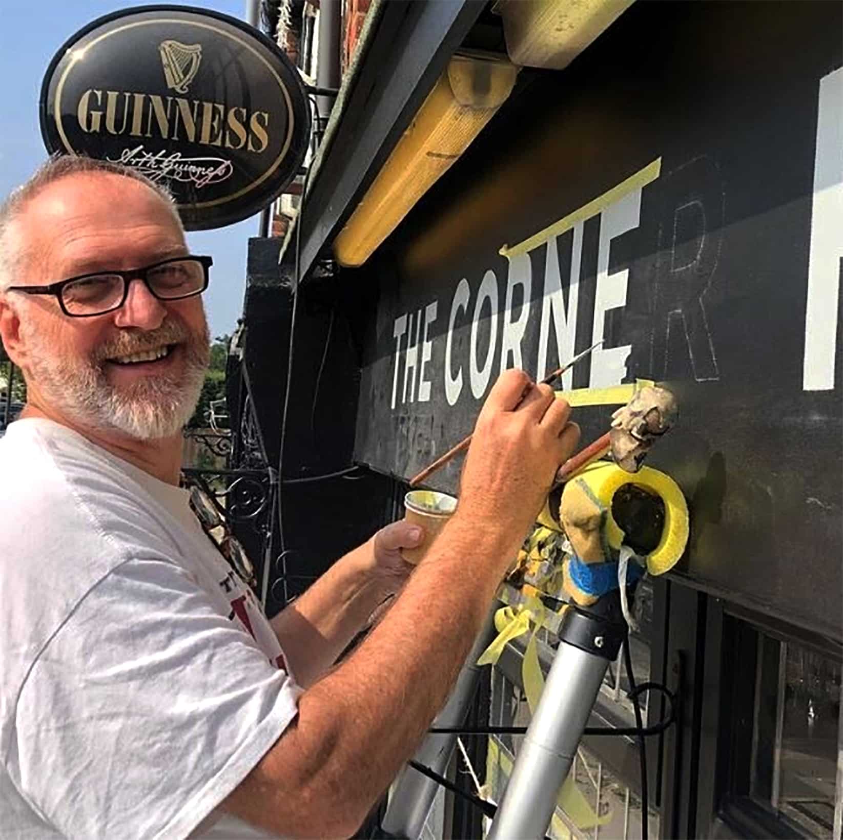 Signs by Nick, Near us, NGS london hand painted signwriting .