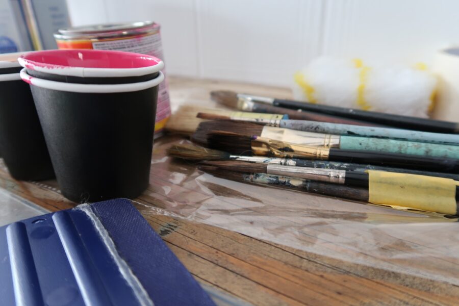 TRADITIONAL SIGN WRITER LONDON NEAR ME, NGS SIGN WRITING CENTRAL LDN. Gold House Numbers London Sign Writer Nick Garrett Seraina Baumgartner NGS