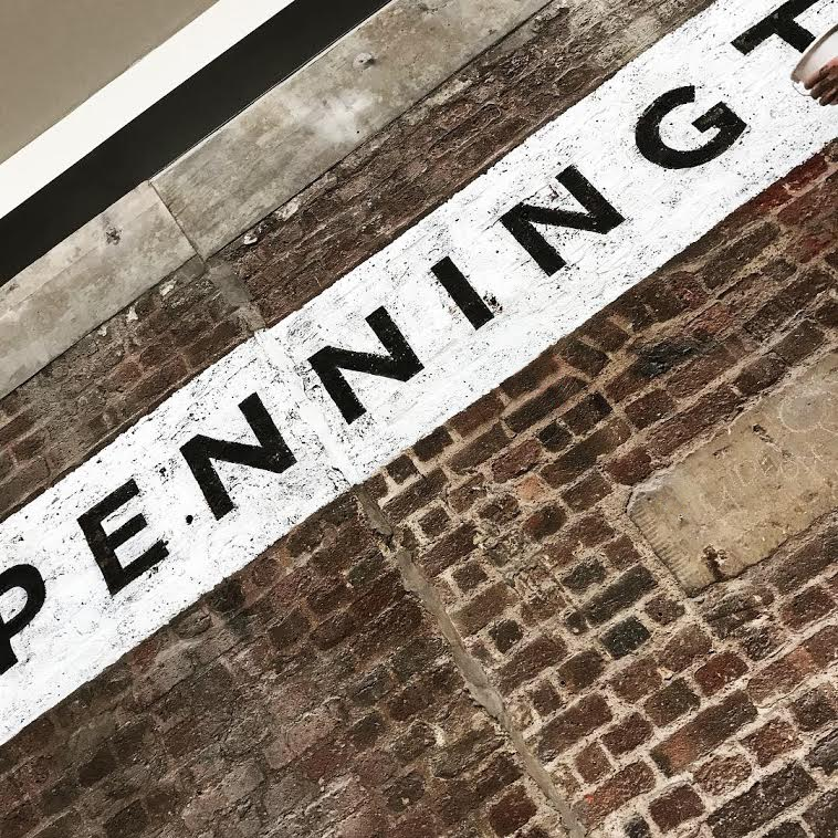 Large sign writing Gold House Numbers London Sign Writer Nick Garrett Seraina Baumgartner NGS