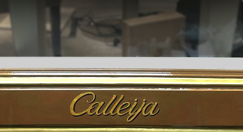 How to order a Sign, gold leaf sign writing, Mayfair london