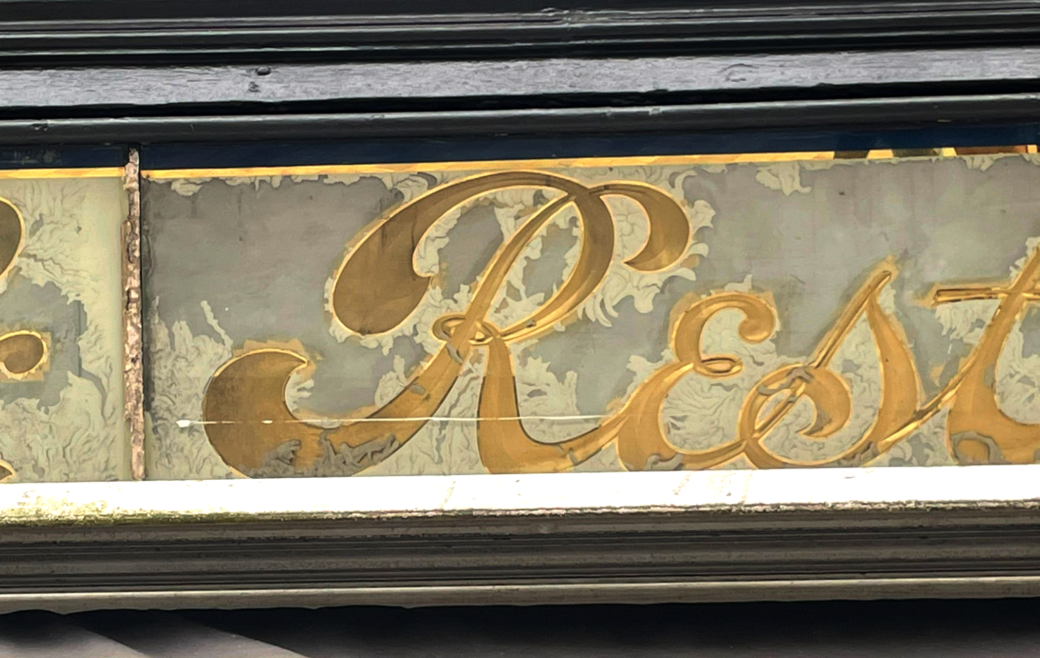 Retro sign writing restoration