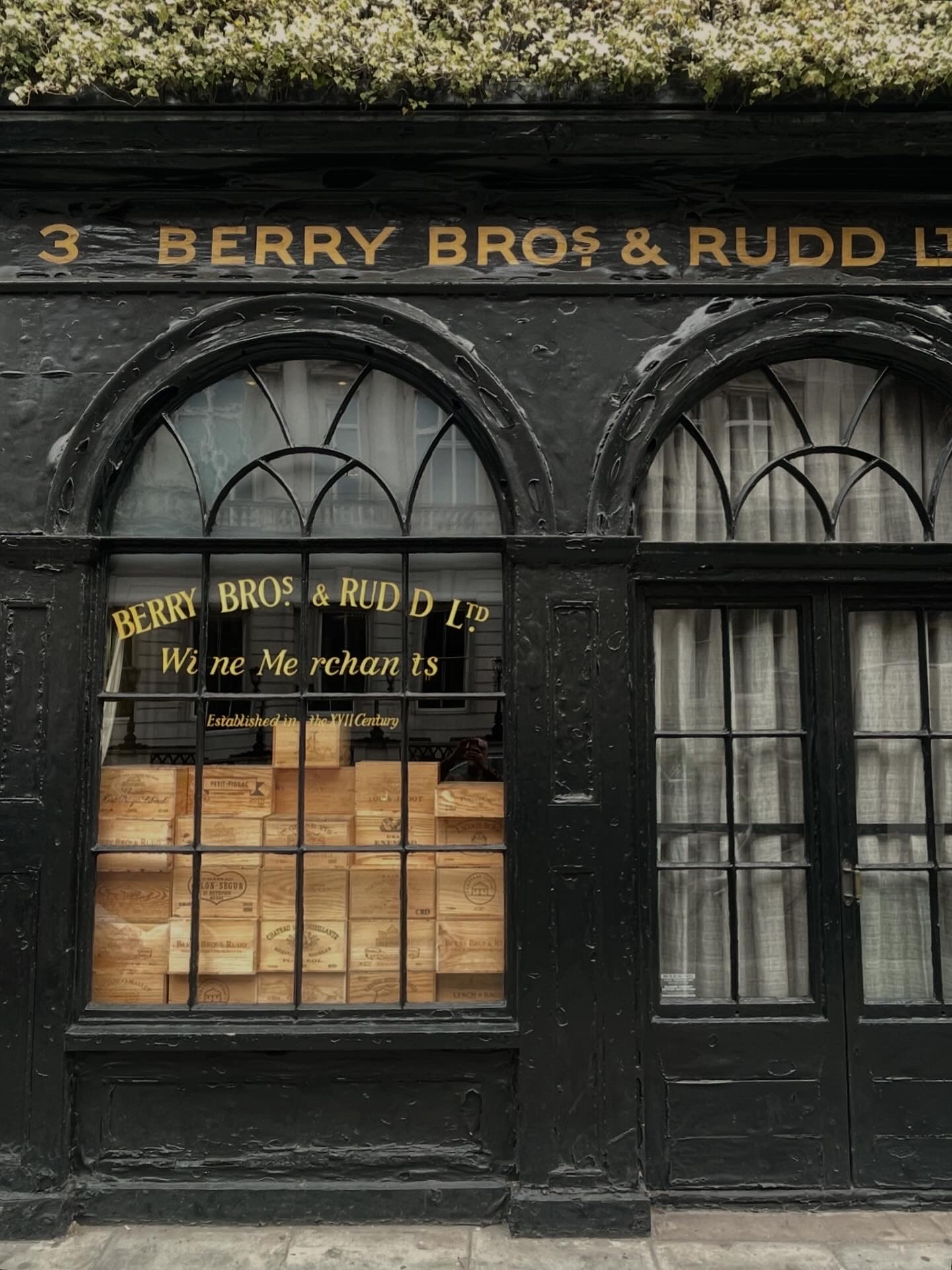 KR image of a high line sign by NGS London Berry Bros & Rudd Roman Lettering by NGS of London