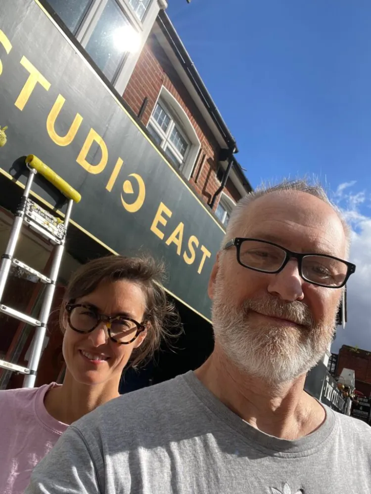 NGS Restoration Sign Writers, Nick the sign writer, London., Cafe Electric Coffee Co, wall mural, lettering NGS Sign writing, London, Chelsea, Chiswick, Putney, Dulwich, cafes, hampstead, sign painters, NGS near us .NGS, sign writing London,