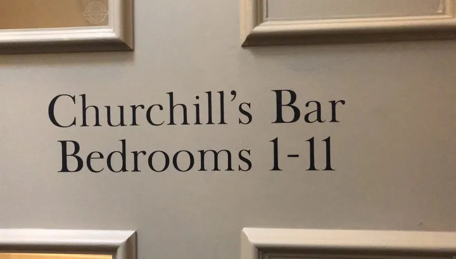 Traditional Sign writer. Reverse glass gilding and gold foil/leaf lettering London, by NGS., letters by hand NGS london Signs 002