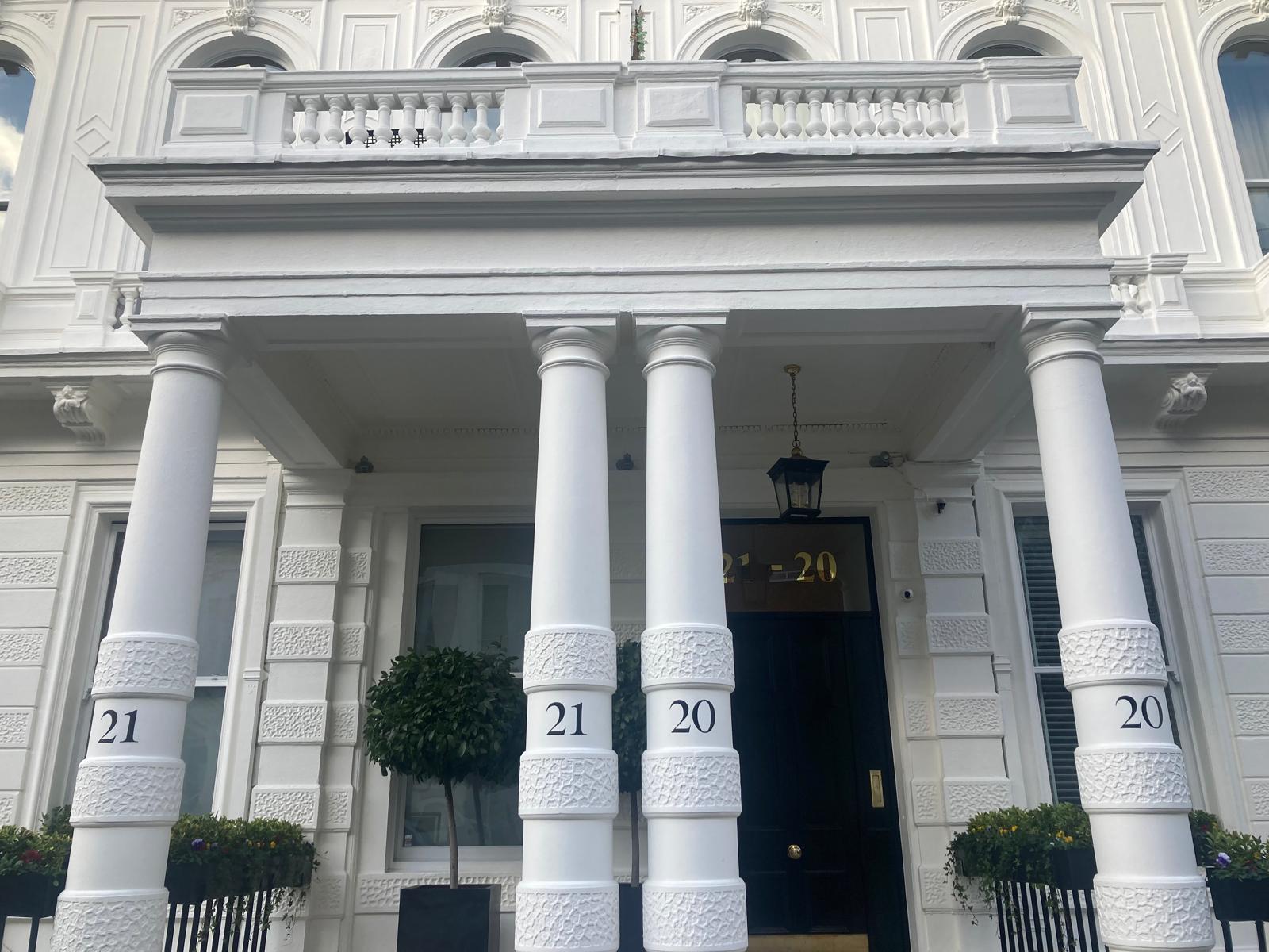 House numbers painted by hand, Titles, names, painted in London, Hand crafted Traditional Numbering.