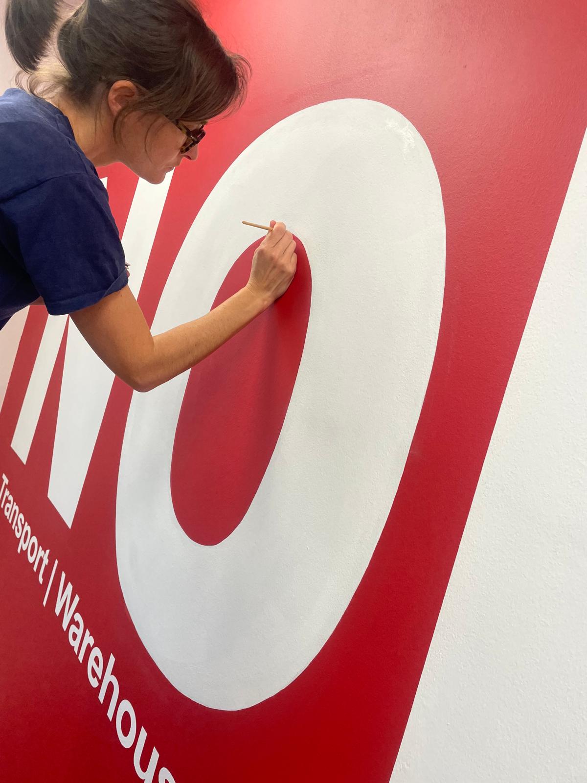 London sign painter Seraina