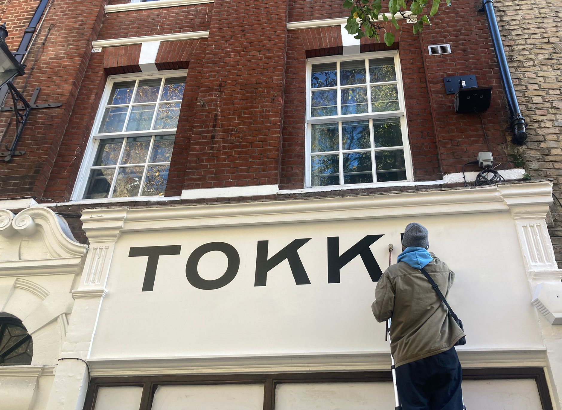 TOKKIA Nick Garrett Leading London Sign artist